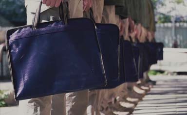 具备严格的军事化管理